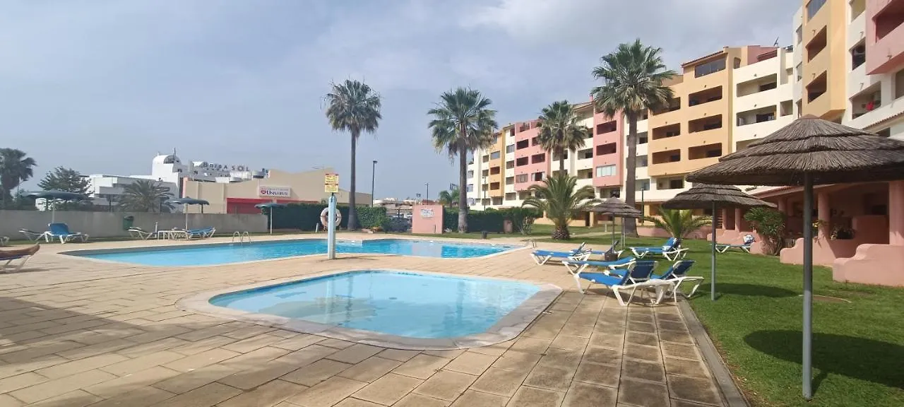 Apartamento Bela Vista - Vista Mar E Free Wifi - By Algarkasa Albufeira 0*,  Portugal